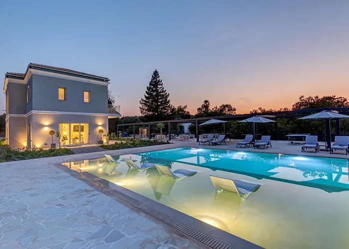 Luxury Villa Rika Corfu- 5 Bedrooms With Pool