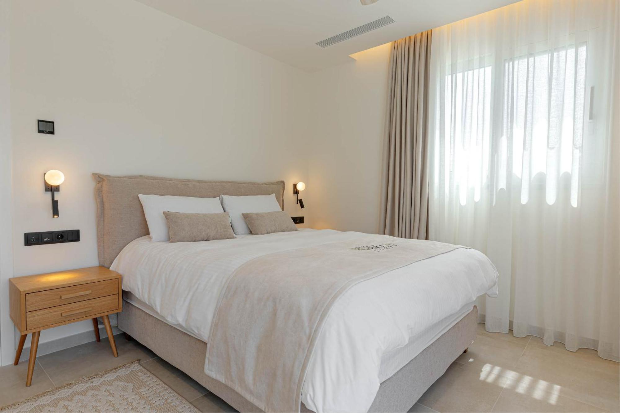 Luxury Rika Corfu- 5 Bedrooms With Pool Villa