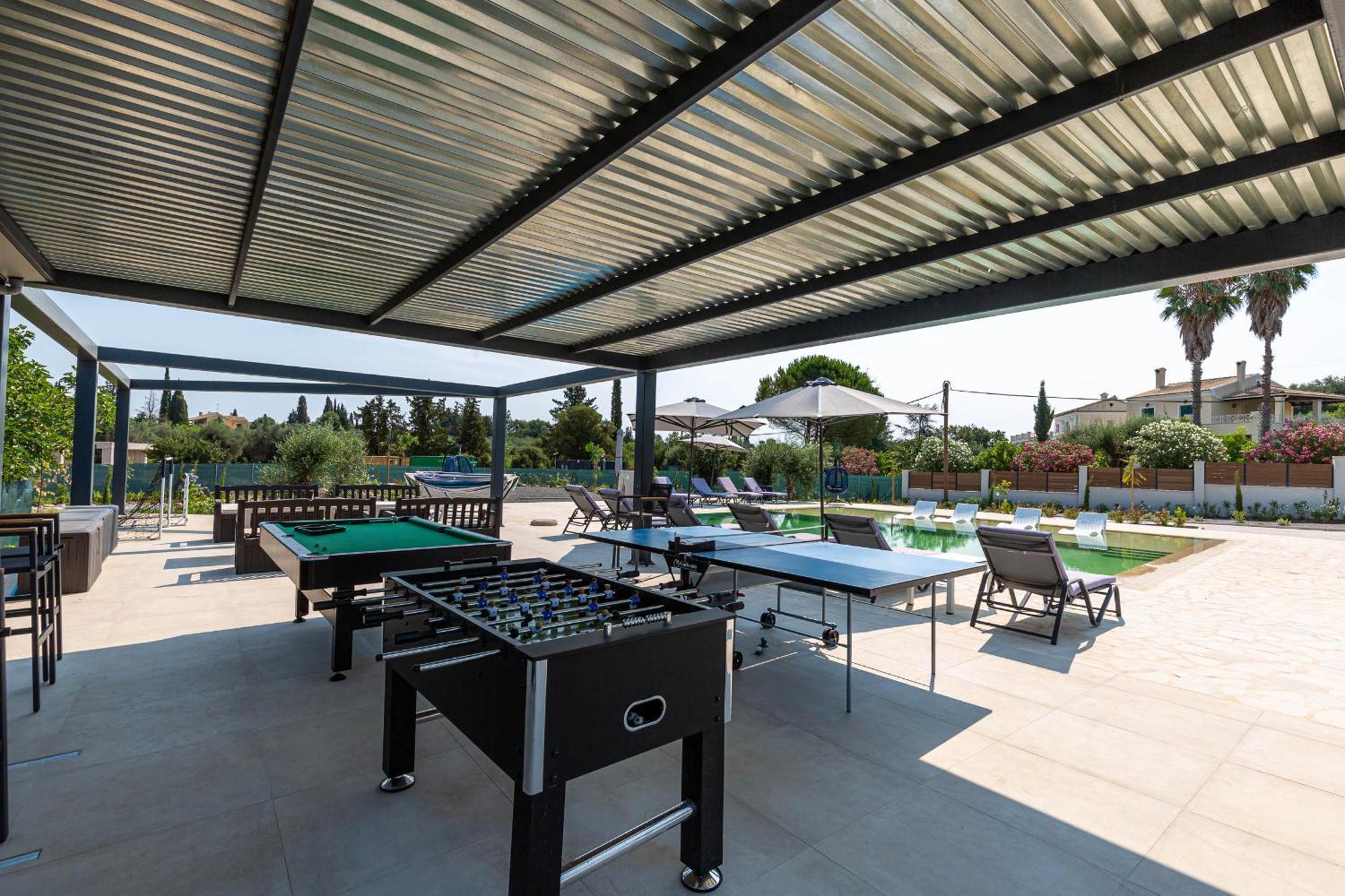 Luxury Rika Corfu- 5 Bedrooms With Pool Villa Gouvia