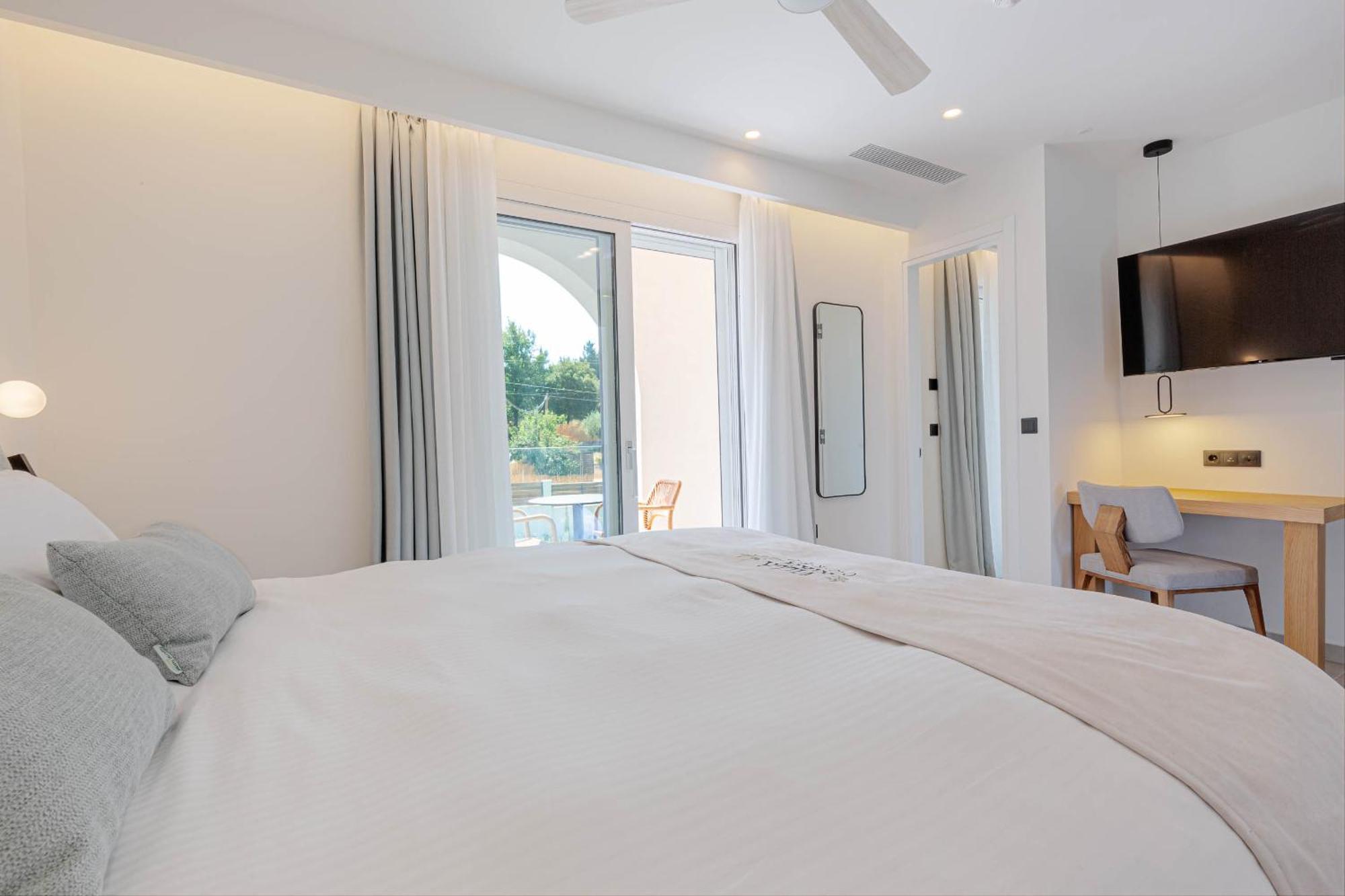 Luxury Rika Corfu- 5 Bedrooms With Pool * Gouvia